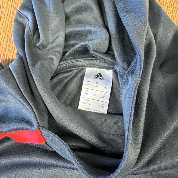 Adidas Hoodie Short Sleeve 2XL - Picture 3 of 5